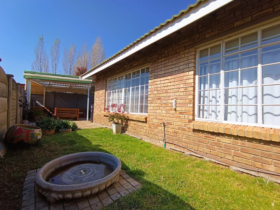 3 Bedroom Property for Sale in Pellissier Free State